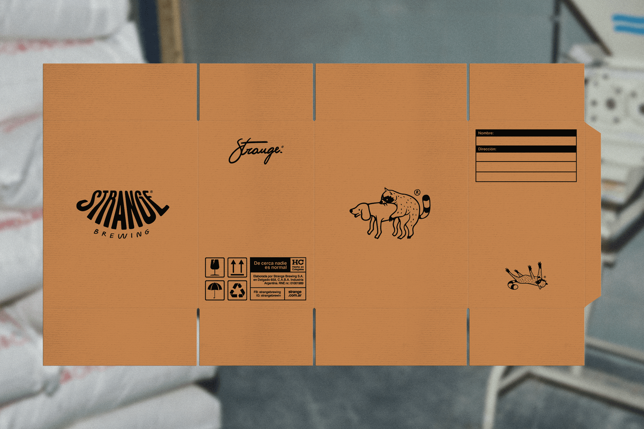 STRANGE_Boxes_2_©StudioPatria.gif