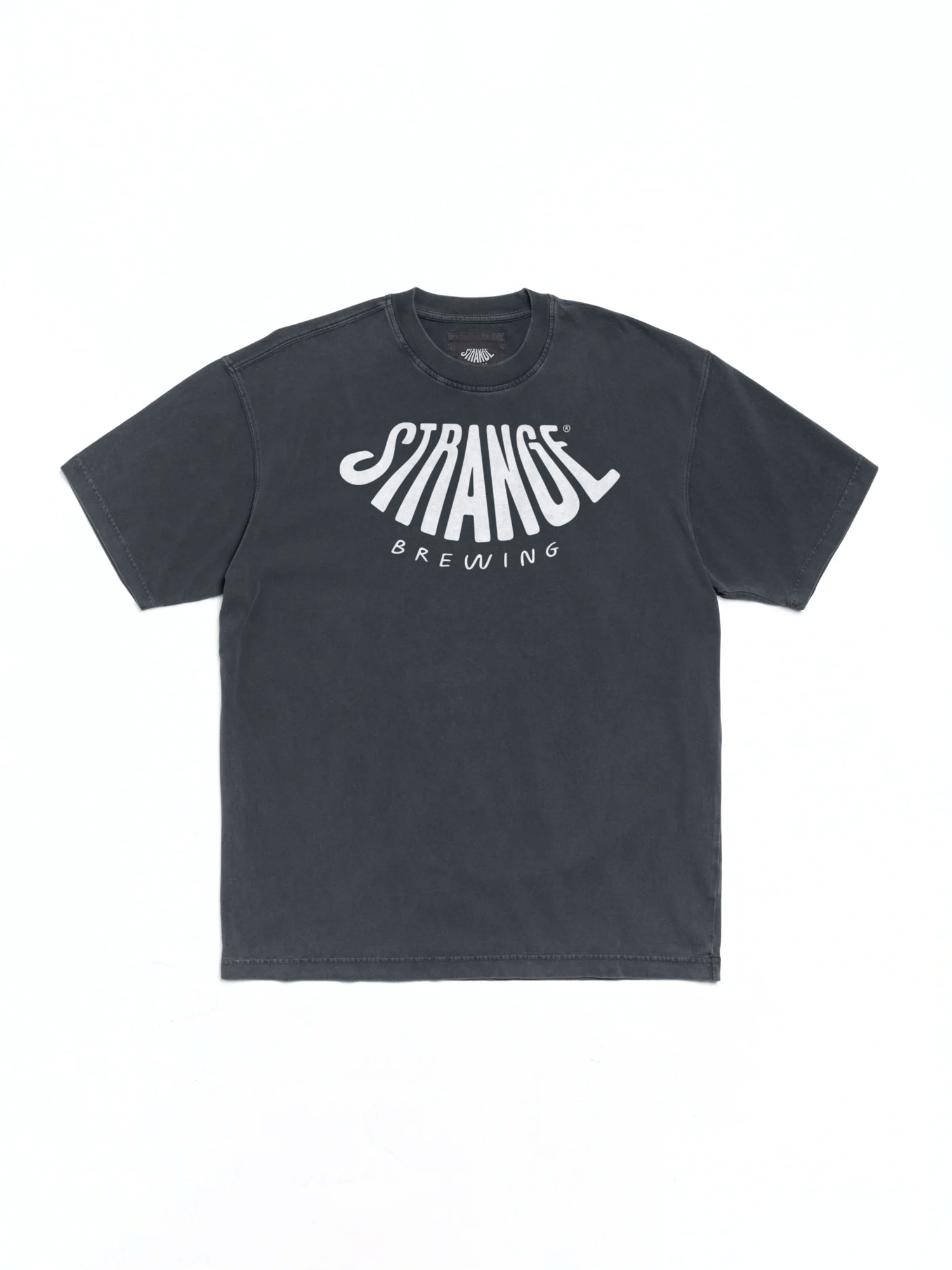 STRANGE_T-Shirt_©StudioPatria.gif