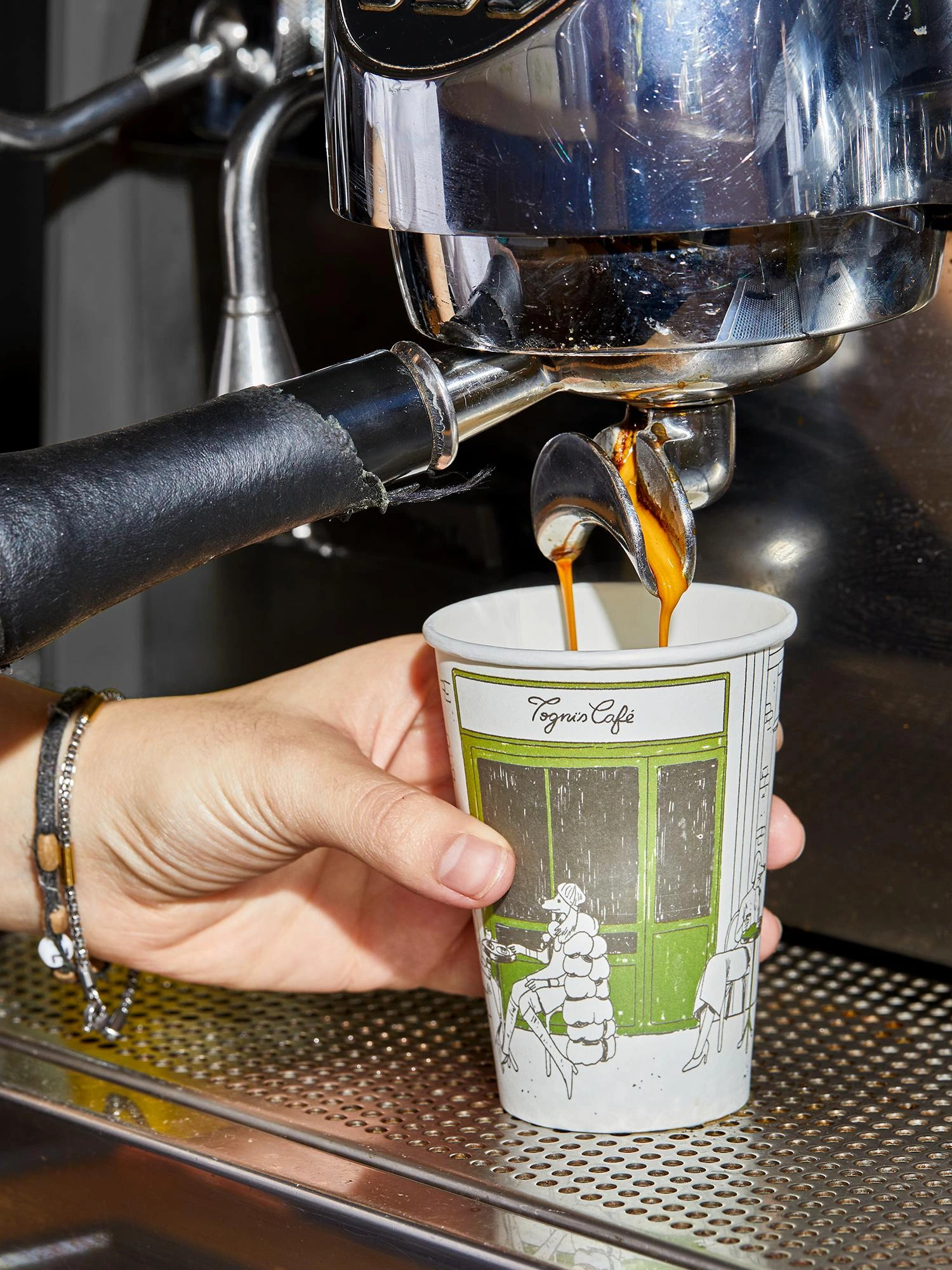 TOGNIS_Cafe_3A_©StudioPatria_14.webp